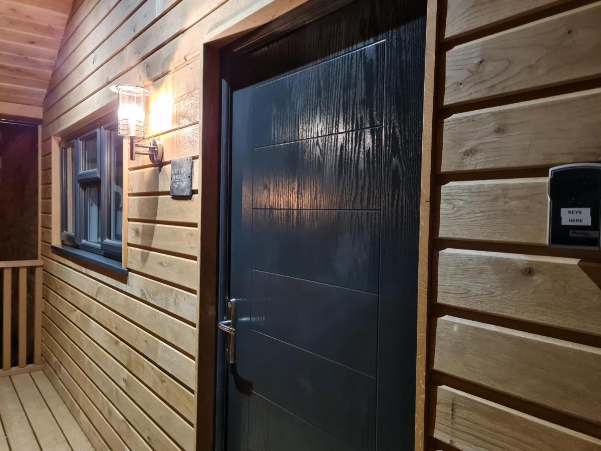 Wyvern Apartment 约维尔 外观 照片